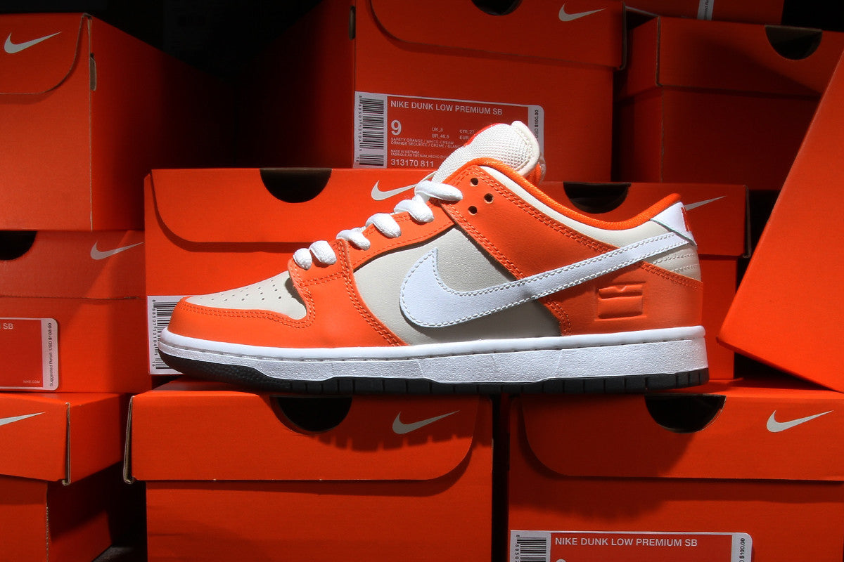 Nike dunks orange box Clearance