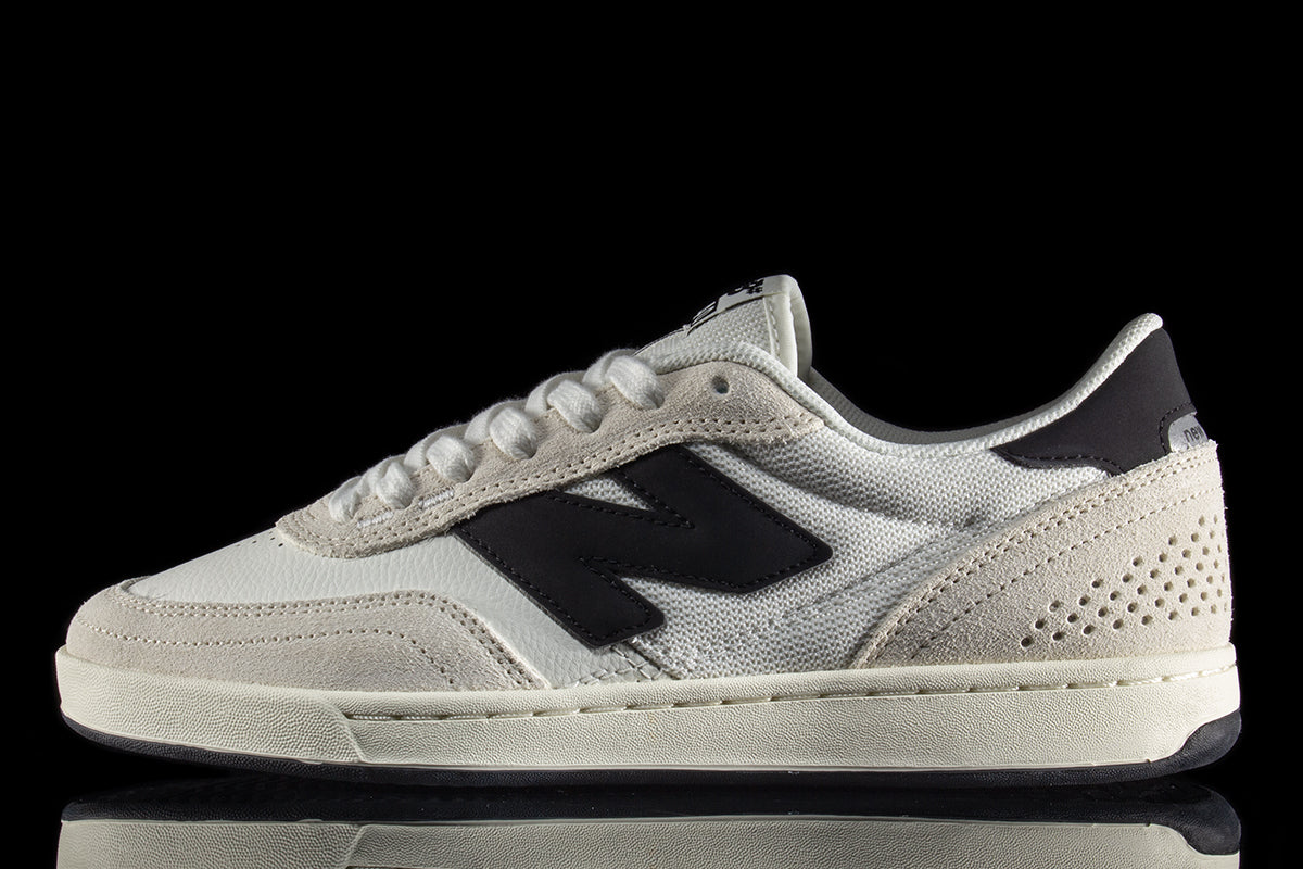 440 Low V2 - Standard & Wide – Premier