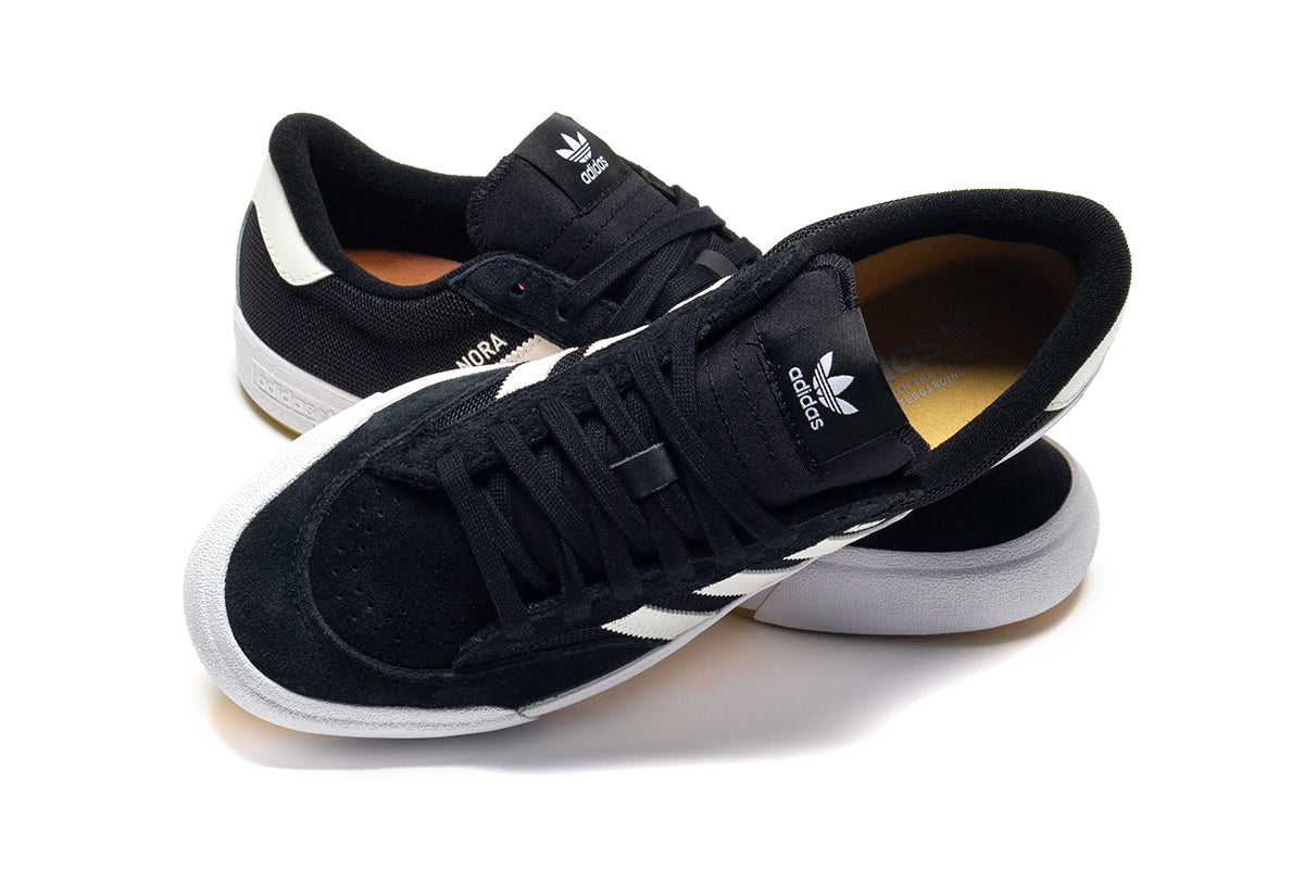 Adidas | Nora IG4115 Core Black / White