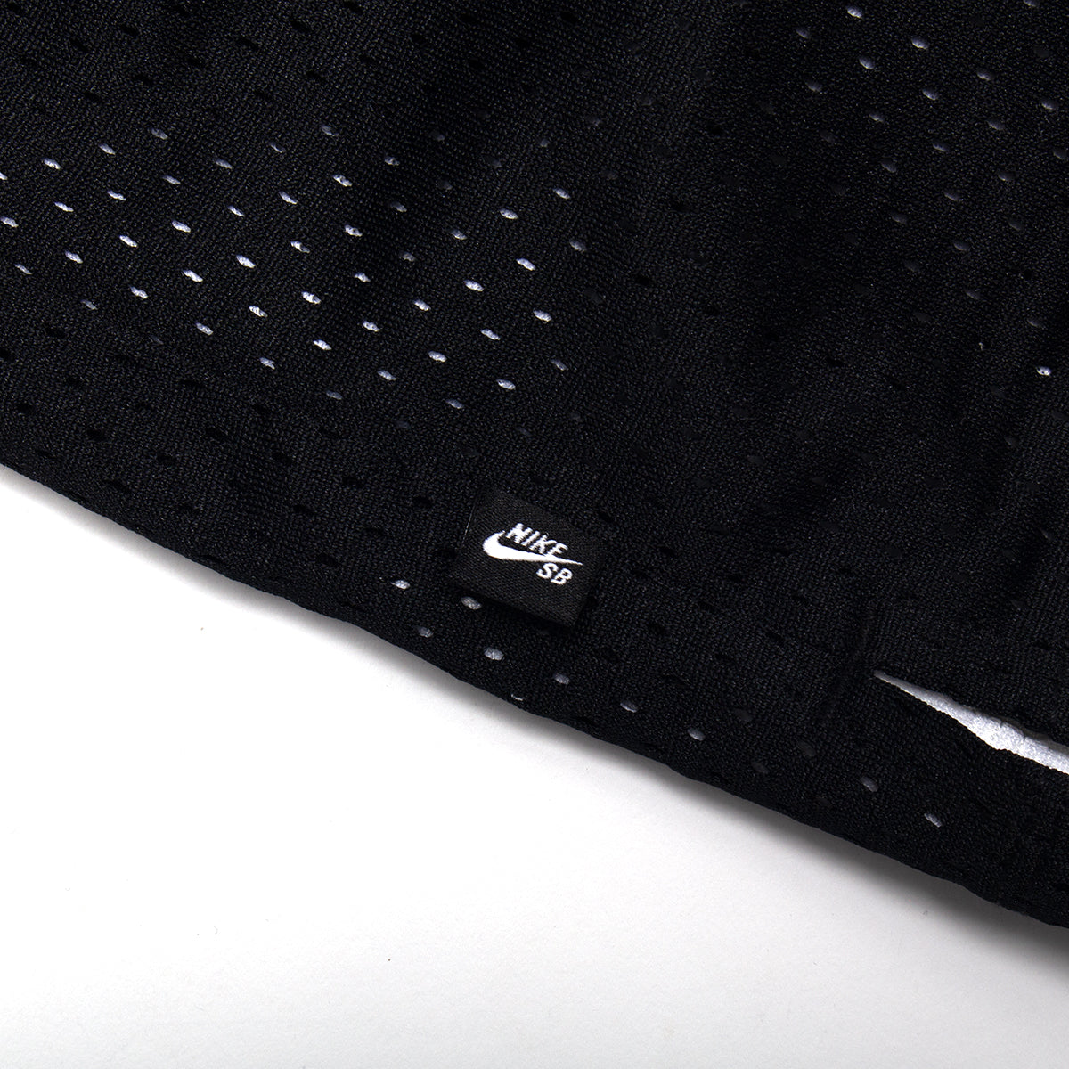 Nike SB | Reversible Mesh Short&nbsp; Style # FN2593-010 Color : Black / White