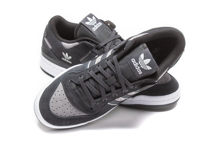 Adidas | Forum 84 Low ADV Style # IG7585 Color : Carbon / Grey