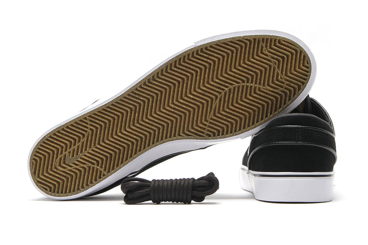 Nike SB | Zoom Janoski OG+ Style # FD6757-001 Color : Black / White
