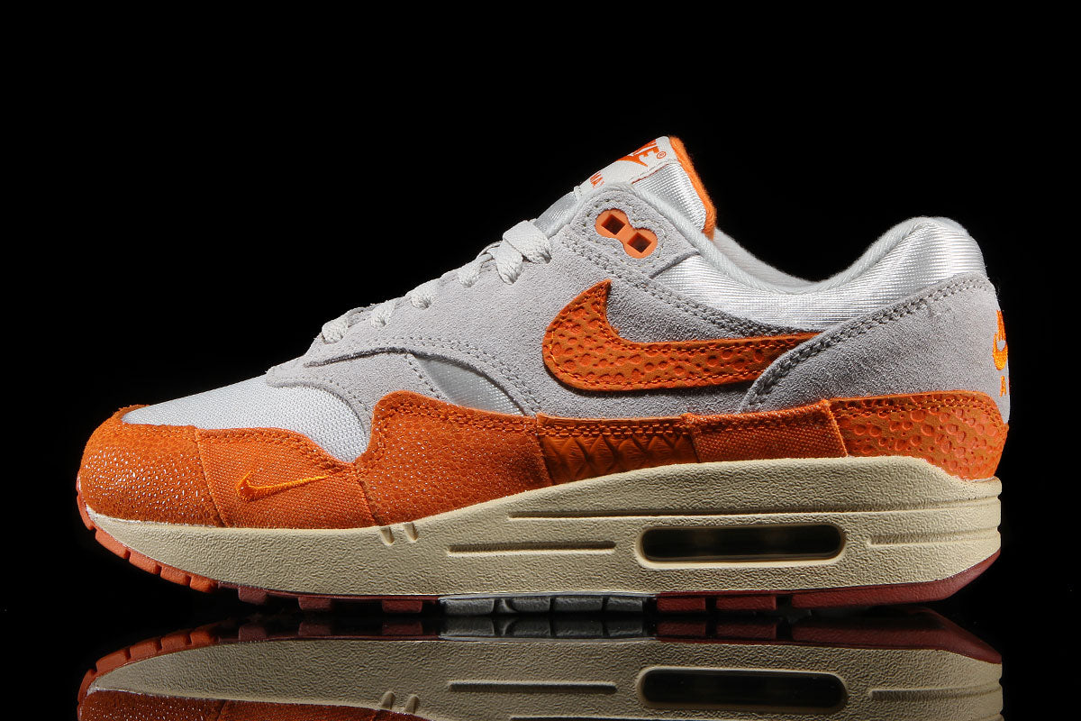 Nike air max 1 womens orange Clearance