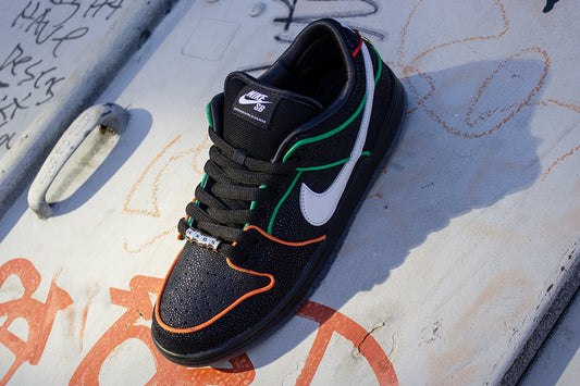 NIKE SB DUNK LOW X BRONX GIRLS SKATE