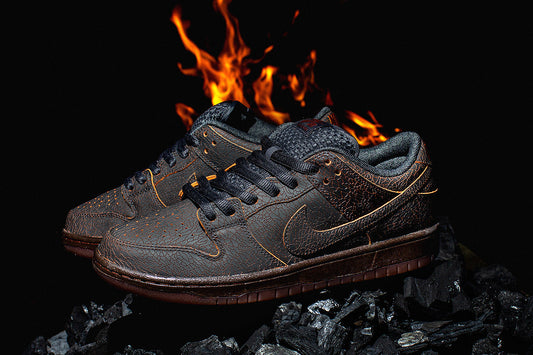 NIKE SB DUNK LOW PRO "KRAMPUS"