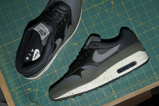 NIKE AIR MAX 1