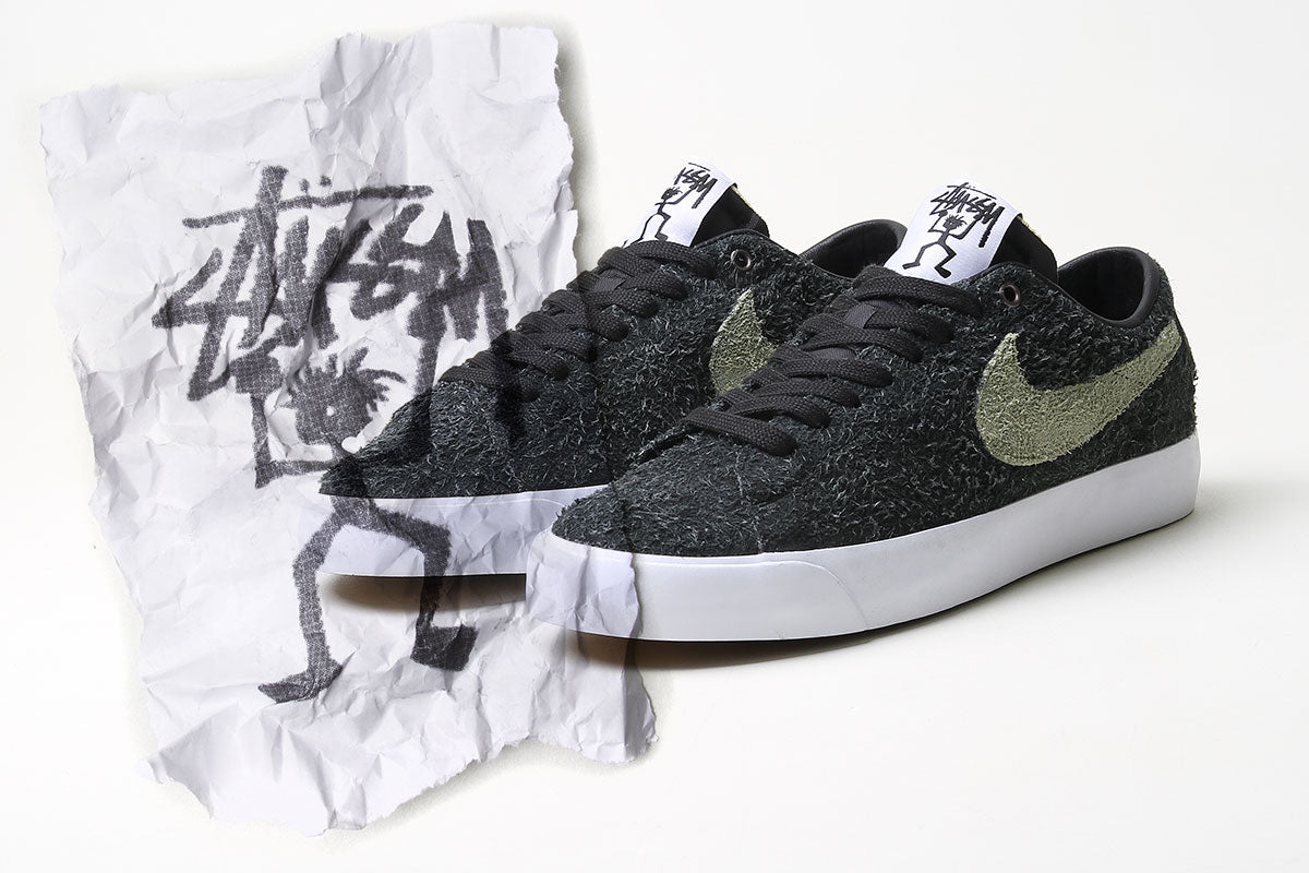 スニーカー NIKESB Blazer Low