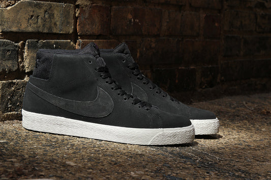 NIKE SB