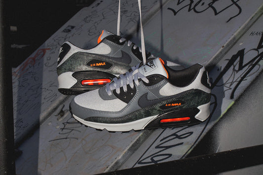 NIKE AIR MAX 90