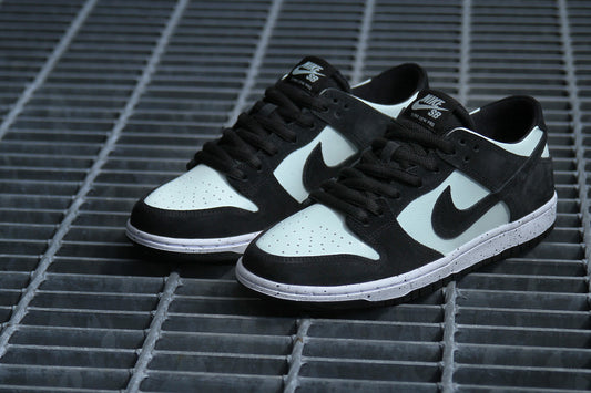 NIKE SB "BARELY GREEN"