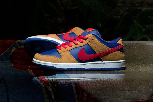 NIKE SB DUNK LOW