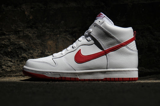 NIKE DUNK HIGH