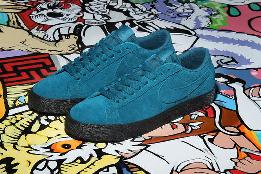 NIKE SB