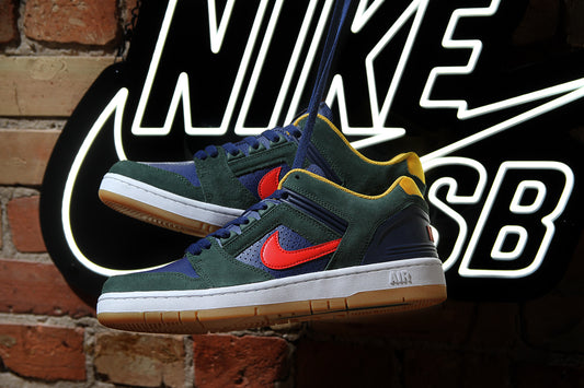 NIKE SB