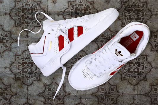 ADIDAS TYSHAWN & MORE