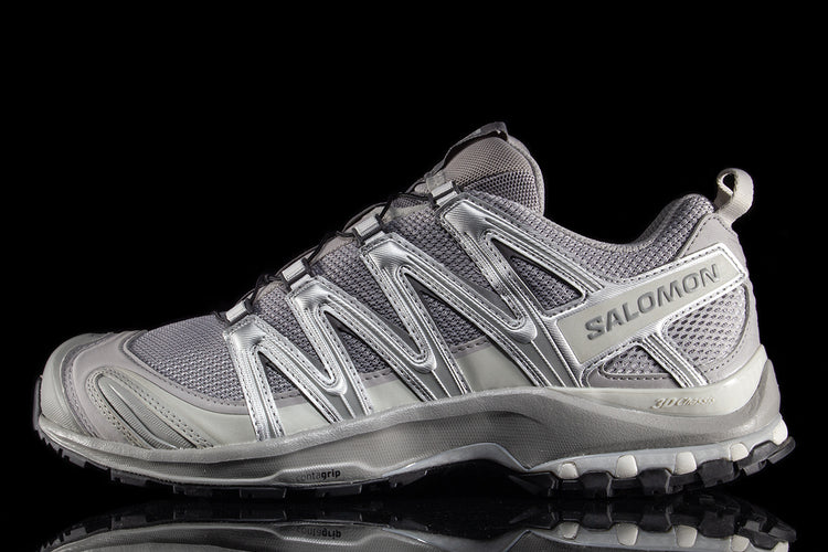 Salomon | XA Pro 3D
Style # L41617500
Color : Alloy / Silver / Lunar Rock