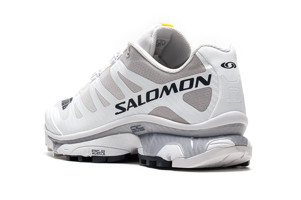 Salomon | XT-4 OG
Style # L47133000
Color : White / Ebony / Lunar Rock