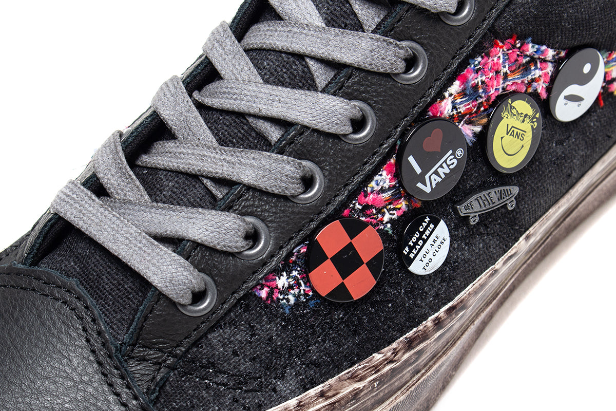 Vans OTW - LX Old Skool 36 Souvenir
Style # VN000E8VEMV1
Color : Faded Black
