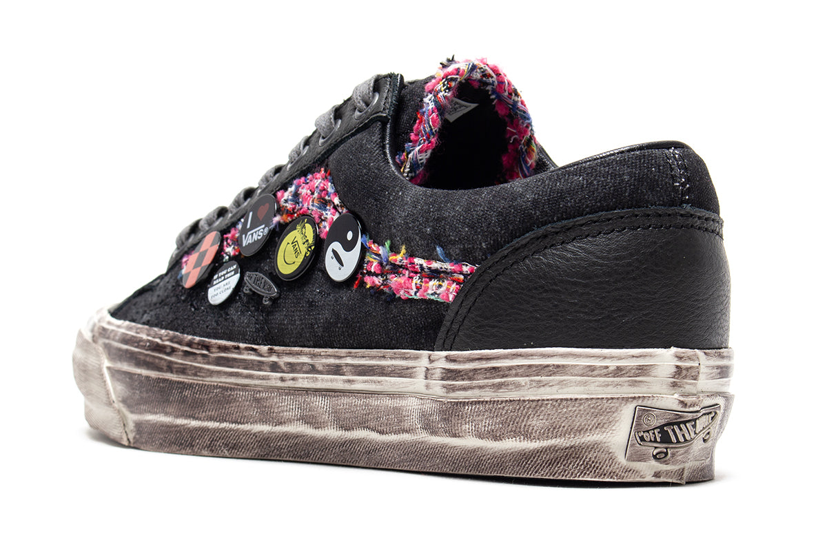 Vans OTW - LX Old Skool 36 Souvenir
Style # VN000E8VEMV1
Color : Faded Black