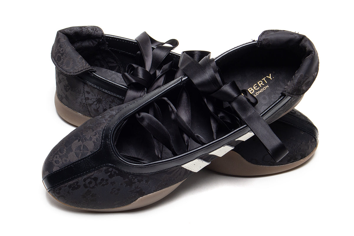 Adidas Originals - Women's Taekwondo Mei Balle
Style # IH6916
Color : Core Black / Off White / Gum 5