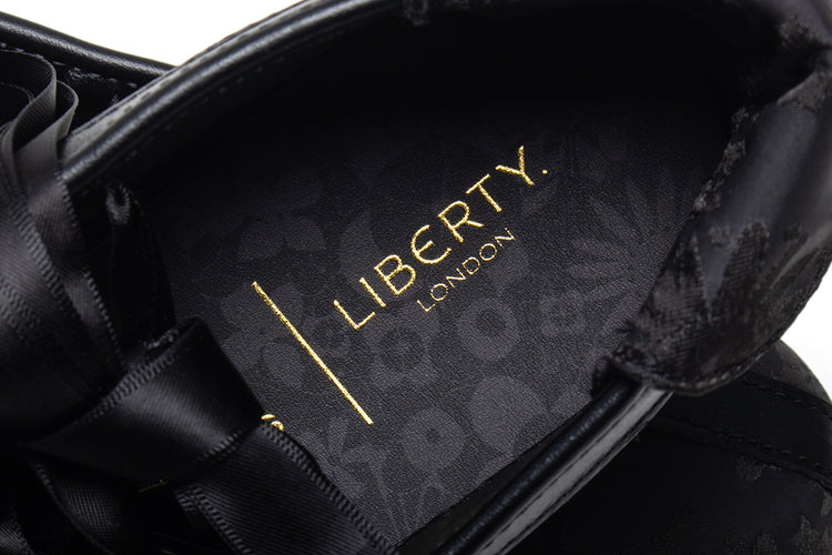 Adidas Originals - Women's Taekwondo Mei Balle
Style # IH6916
Color : Core Black / Off White / Gum 5