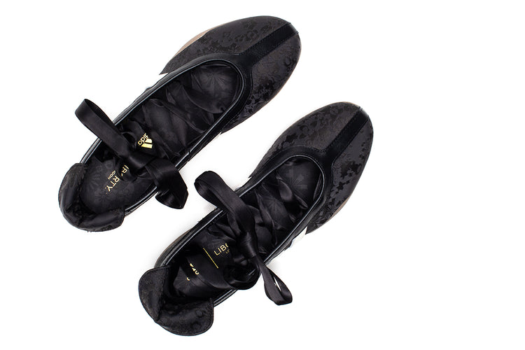 Adidas Originals - Women's Taekwondo Mei Balle
Style # IH6916
Color : Core Black / Off White / Gum 5