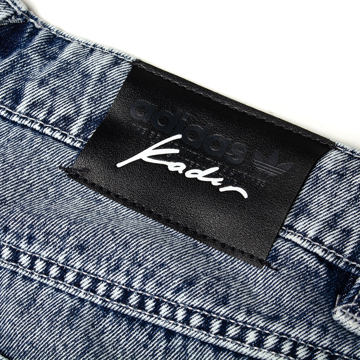 Adidas Skateboarding - Kader Pant
Style # KD9432
Color : Light Solid Grey