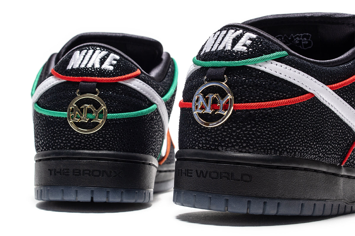 Nike SB - Dunk Low Pro x Bronx Girls
Style # HV1664-001
Color : Black / White / Challenge Red / Total Orange
