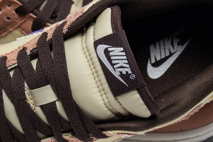 Nike | Dunk Low Pro Retro
Style # HF3141-200
Color : Dusted Clay / Dusty Amethyst / Team Gold