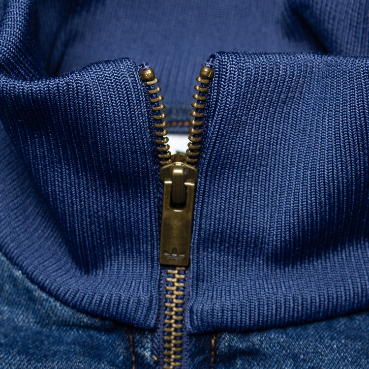 Adidas Originals - Women's Firebird Denim Track Top

Style # KD2913
Color : Medium Vintage Denim