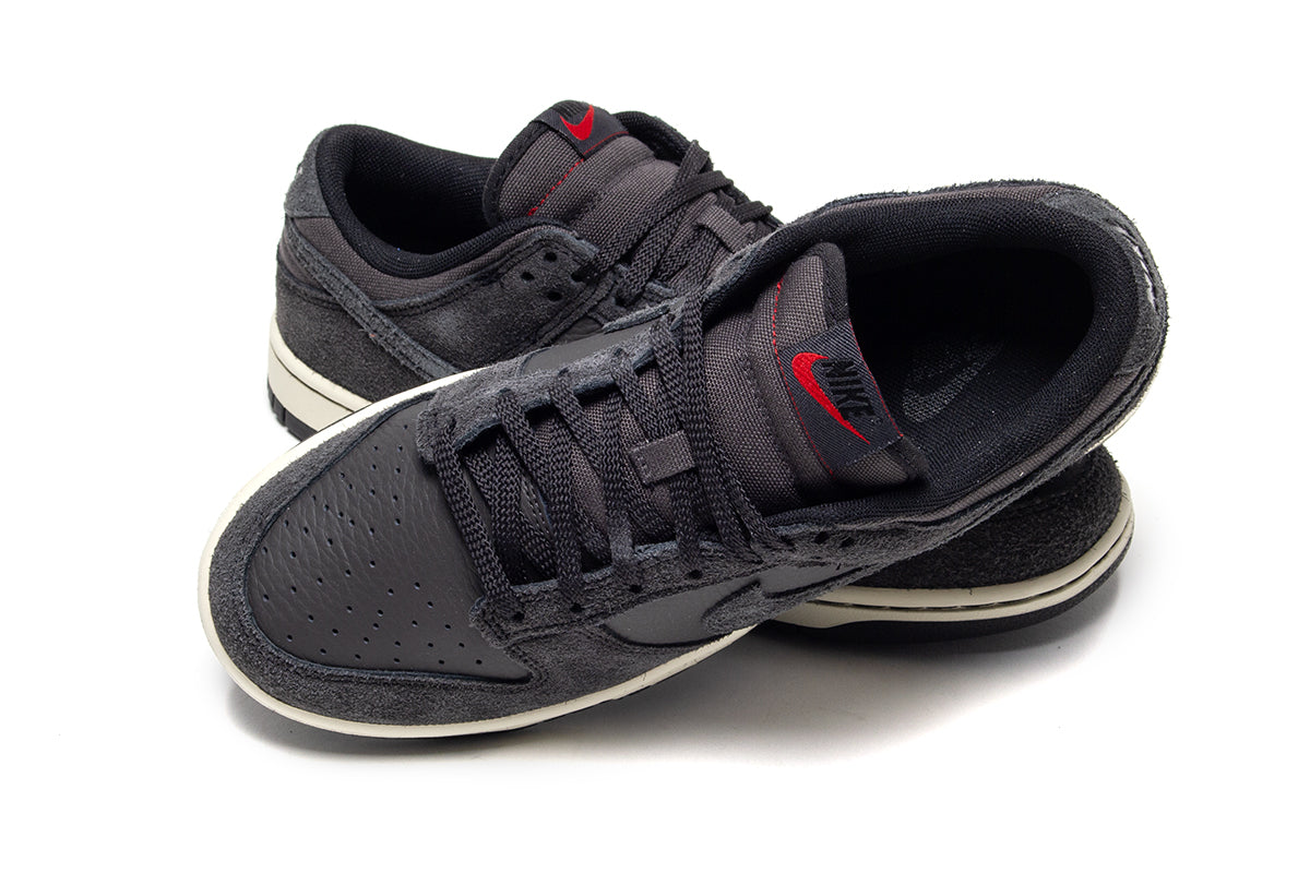 Nike | Dunk Low Pro Retro
Style # HF3145-001
Color : Black / Off Noir / Medium Ash / Coconut Milk