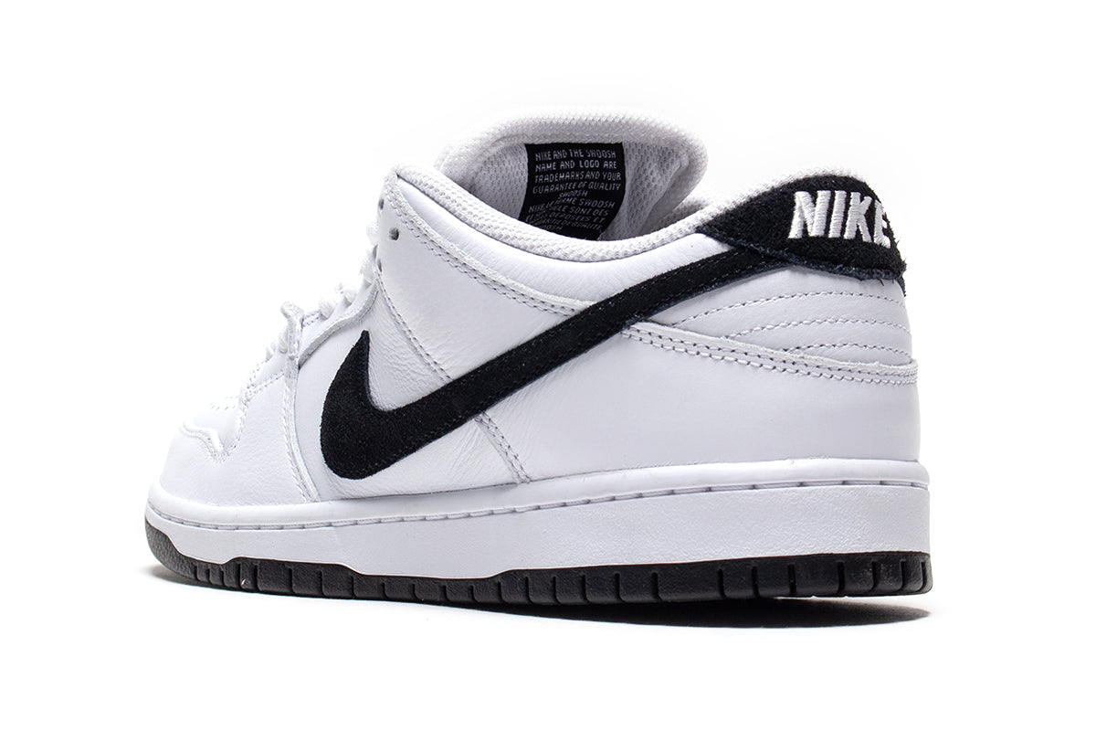 Nike SB | Dunk Low Pro
Style # HF3704-100
Color : White / Black