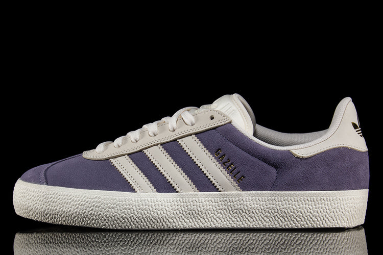 Adidas Skateboarding - Gazelle ADV
Style # HQ7546
Color : Super Purple / Chalk White / Gold Metallic