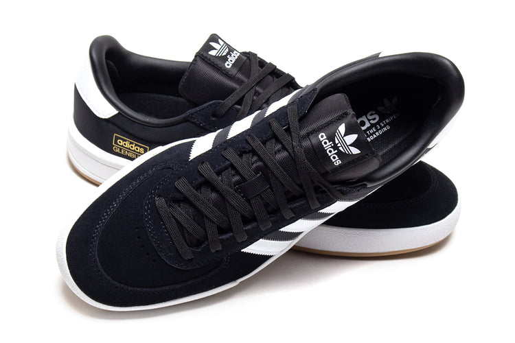 Adidas Skateboarding - Glenburn
Style # HP3514
Color : Core Black / Footwear White / Gum 4