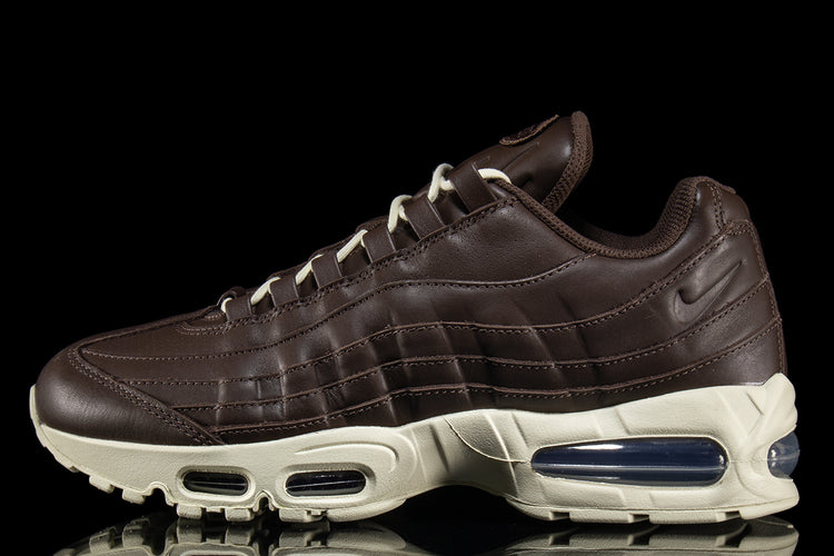 Nike - Air Max 95 Big Bubble
Style # IM0696-200
Color : Baroque Brown / Coconut Milk