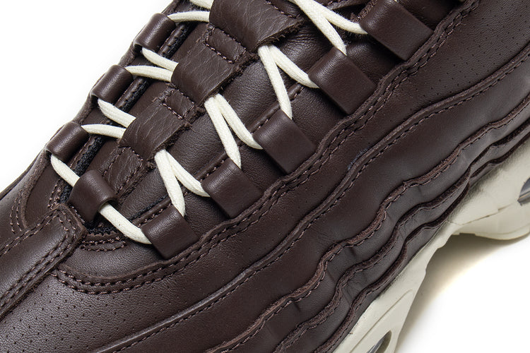 Nike - Air Max 95 Big Bubble
Style # IM0696-200
Color : Baroque Brown / Coconut Milk