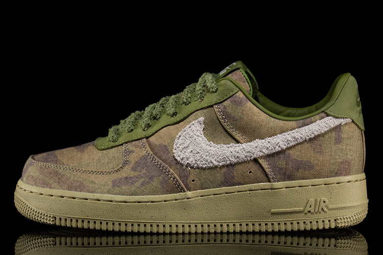 Nike - Air Force 1 Low
Style # IO5011-300
Color : Asparagus / Wheat Grass / Aluminum / Phantom