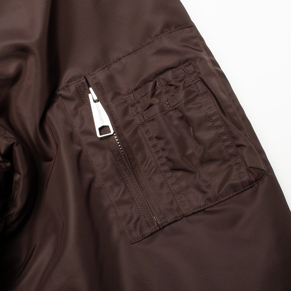 Carhartt WIP - HD Oltera Bomber
Style # I035309-3AC
Color : Palisander / Angelite