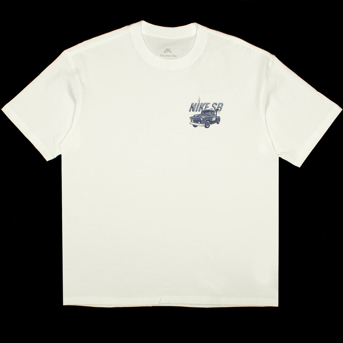 Nike SB | Max90 Tow T-Shirt
Style # HJ0820-100
Color : White