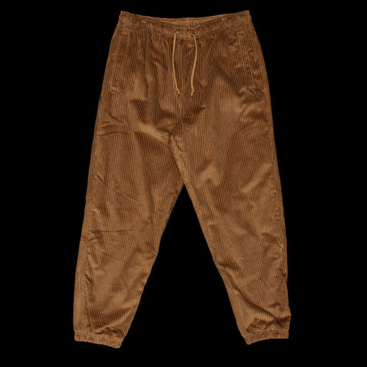 Nike SB | Elastic Corduroy Pant
Style # FV7395-281
Color : LT British Tan / Armory Navy