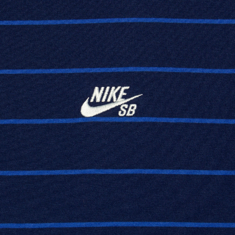 Nike SB | Max90 Striped T-Shirt
Style # HJ0812-492
Color : Blue