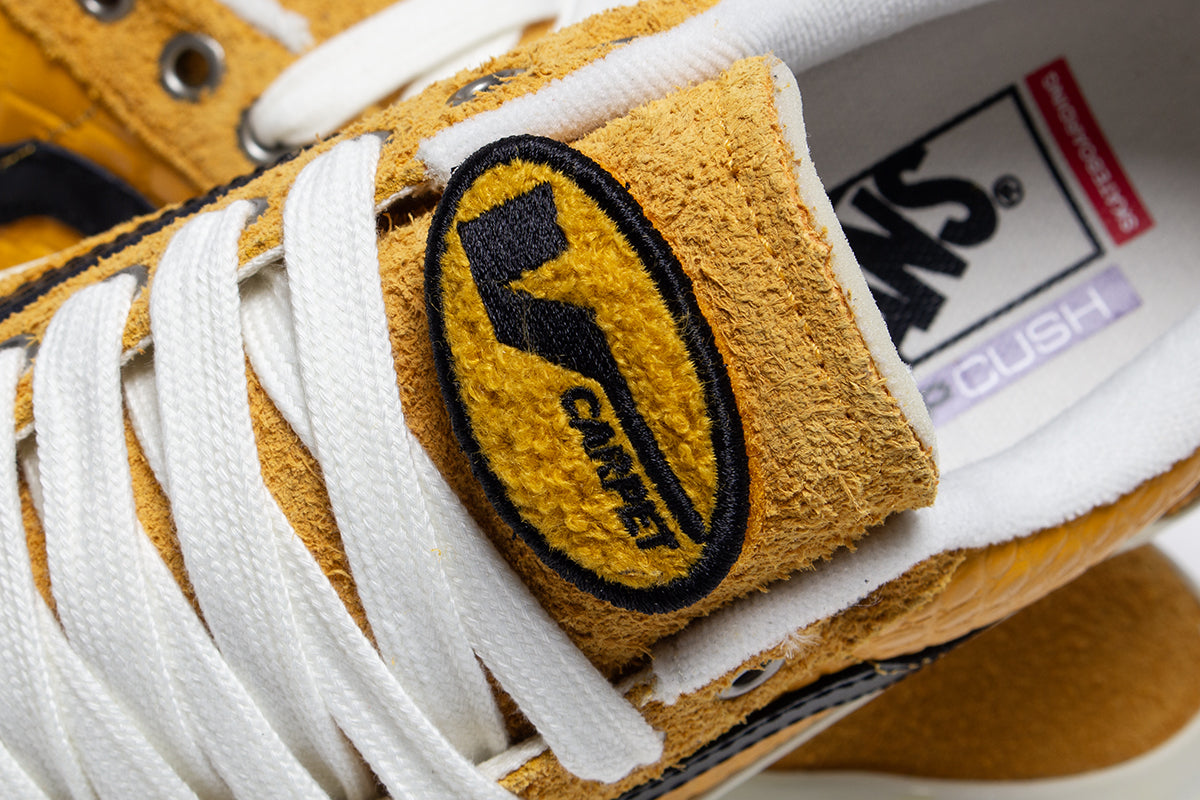 Vans | Skate Old Skool 36 x Carpet
Style # VN000EEGYLW1
Color : Yellow / White