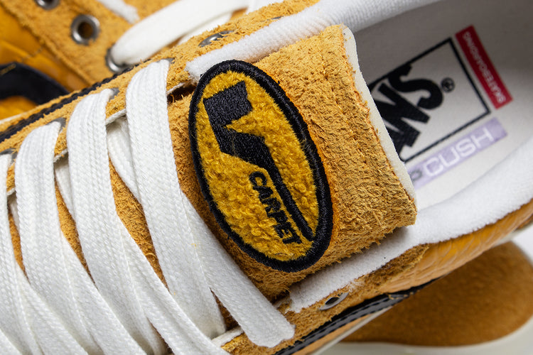 Vans | Skate Old Skool 36 x Carpet
Style # VN000EEGYLW1
Color : Yellow / White
