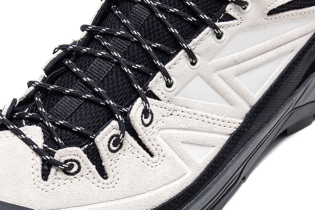 Salomon - X-ALP LTR
Style # L47988800
Color : Black / Vanilla Ice / Rainy Day