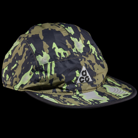 Nike - ACG Fly Cap
Style # IH9260-368
Color : Olive Flak / Black / Black