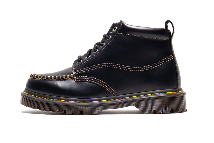 Dr. Martens - Lowell Chukka
Style # 42706001
Color : Black