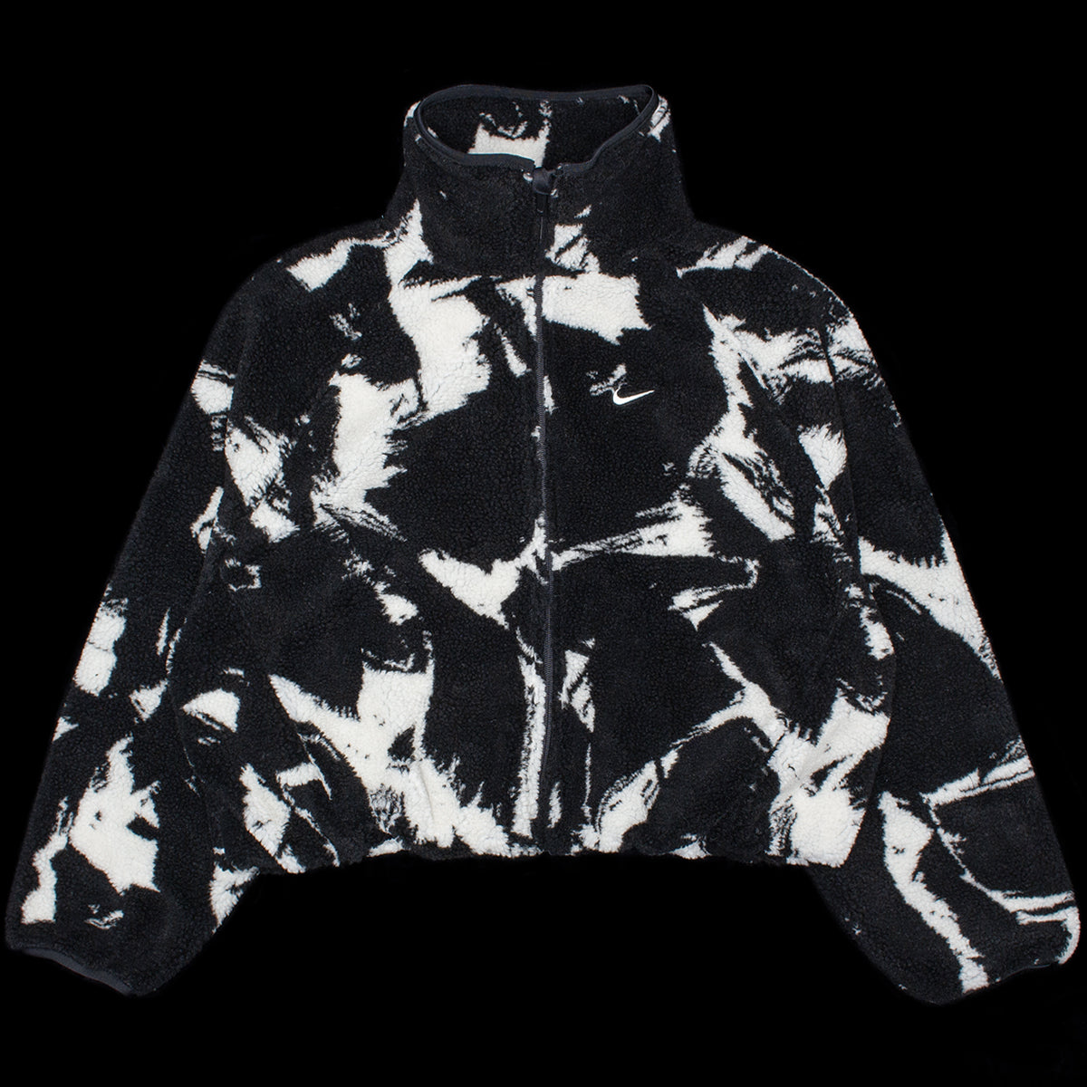 Nike - Women's Oversized High Pile Fleece
Style # IF0344-010
Color : Black / Black / Sail