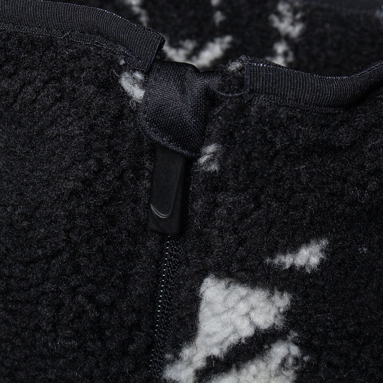 Nike - Women's Oversized High Pile Fleece
Style # IF0344-010
Color : Black / Black / Sail