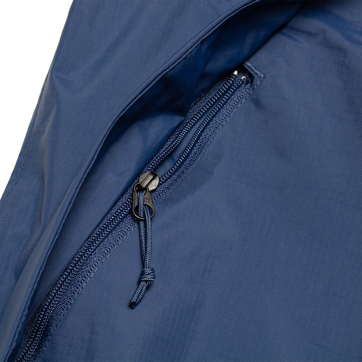 The North Face | Antora Jacket
Style # NF0A7QEY4GE1
Color : Shady Blue / TNF Black