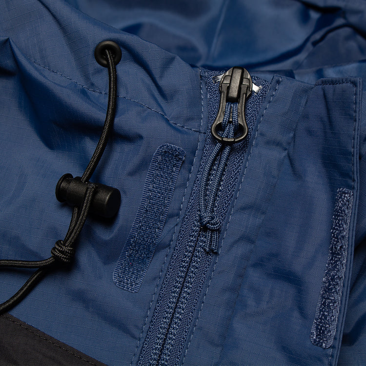 The North Face | Antora Jacket
Style # NF0A7QEY4GE1
Color : Shady Blue / TNF Black